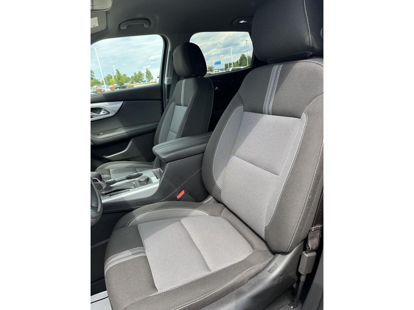 Certified 2023 Chevrolet Blazer LT w/ Convenience Package AWD/4WD image 41