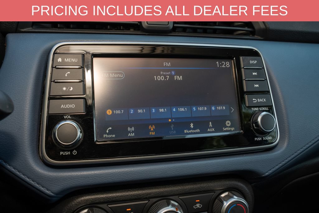 Used 2023 Nissan Versa SV FWD image 12