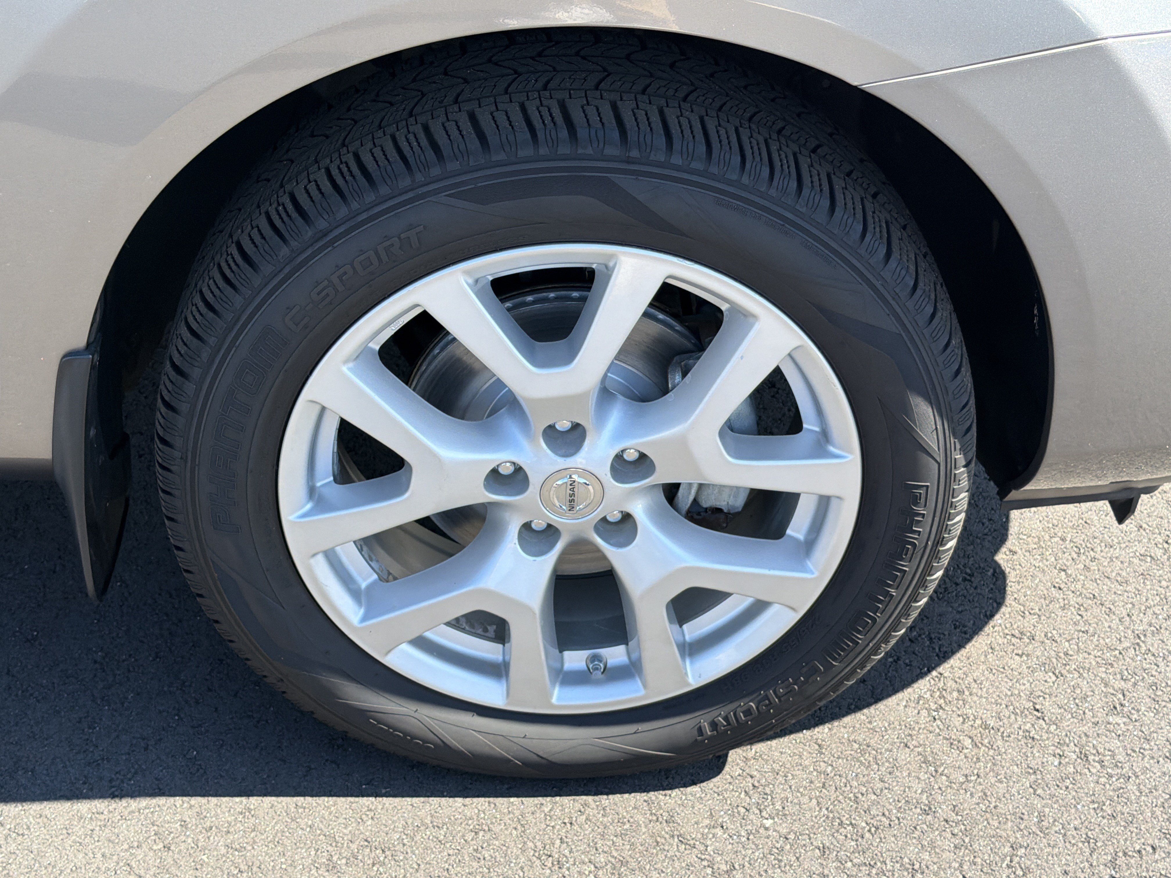 Used 2013 Nissan Rogue SL FWD image 12
