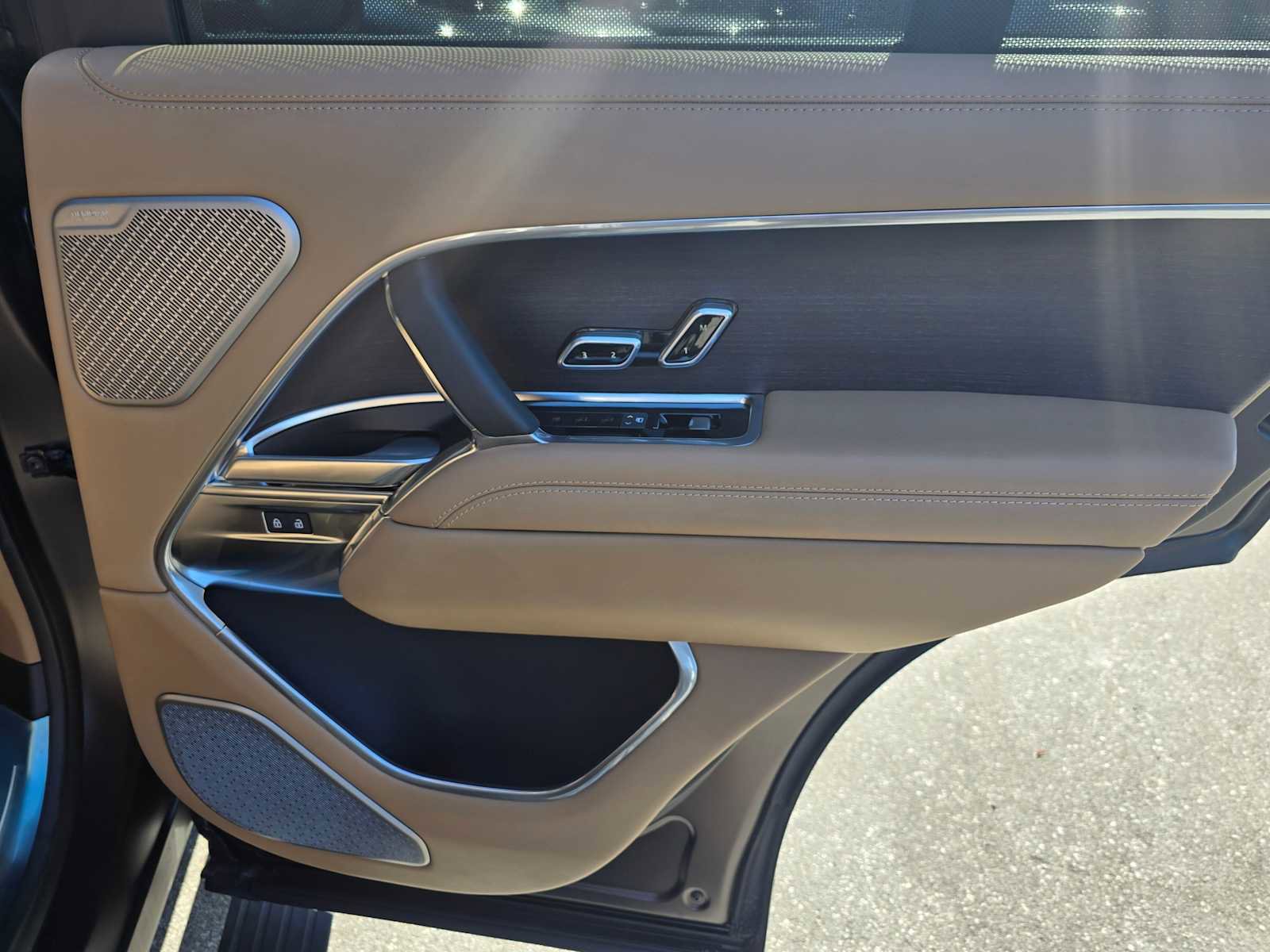 New 2025 Land Rover Range Rover Autobiography image 13