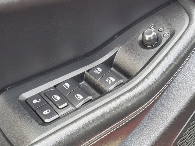 Used 2023 Jeep Grand Cherokee L Limited AWD/4WD image 22