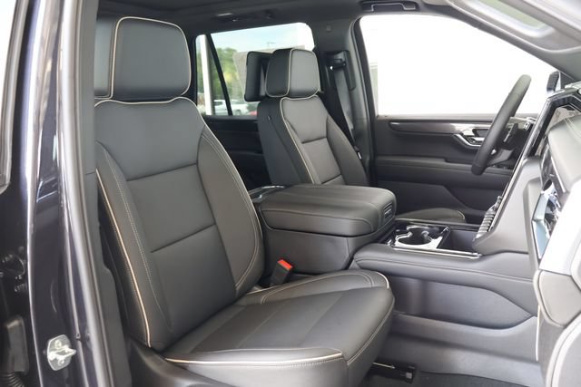 New 2026 GMC Yukon Elevation w/ Elevation Premium Package RWD image 24