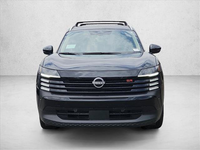 Used 2025 Nissan Kicks SR FWD image 2