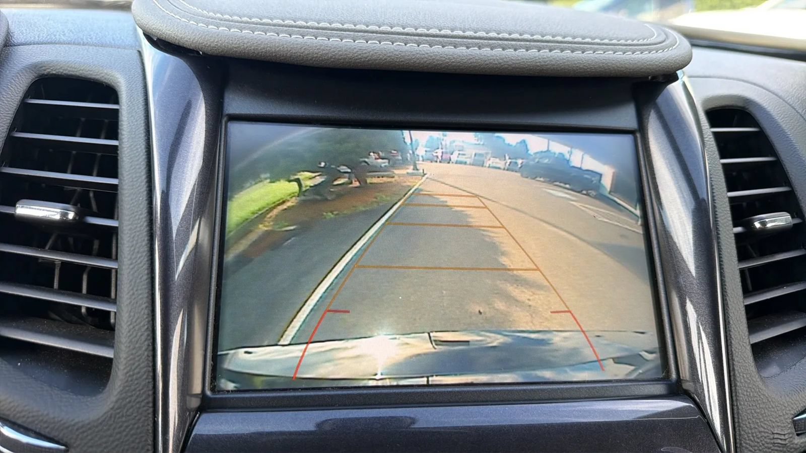 Used 2018 Chevrolet Impala LS FWD image 25