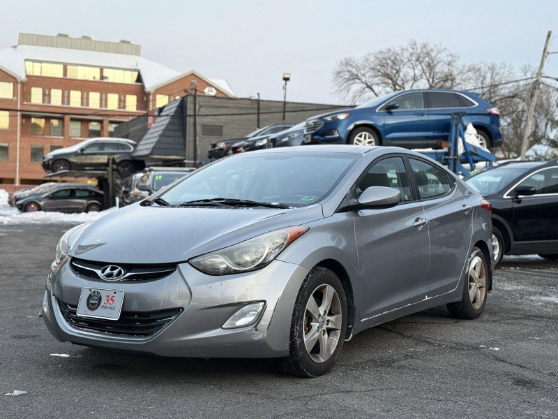 Used 2013 Hyundai Elantra GLS w/ Preferred Pkg image 3