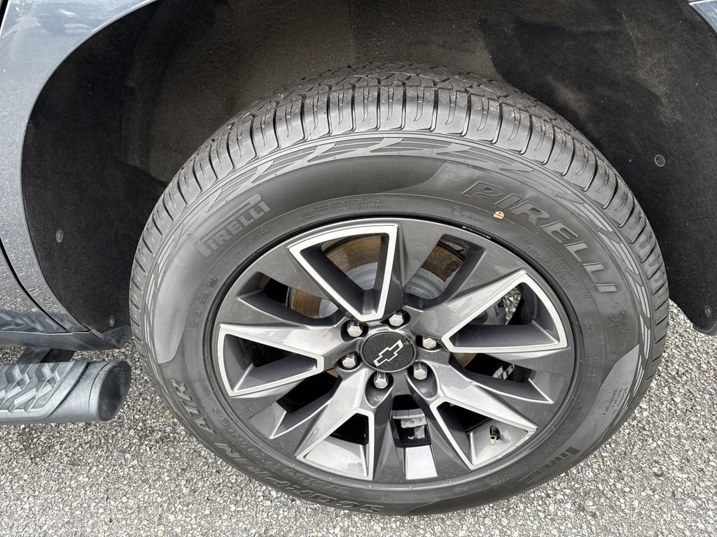 Used 2021 Chevrolet Tahoe Z71 w/ Z71 Signature Package image 19