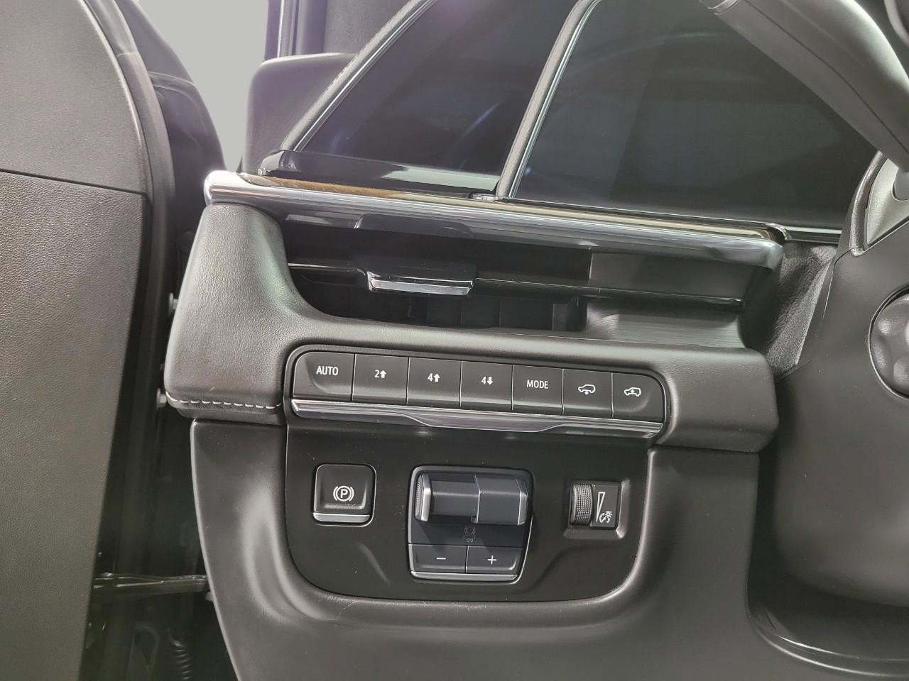 Certified 2024 Cadillac Escalade Sport Platinum w/ Heavy-Duty Trailer Package image 11