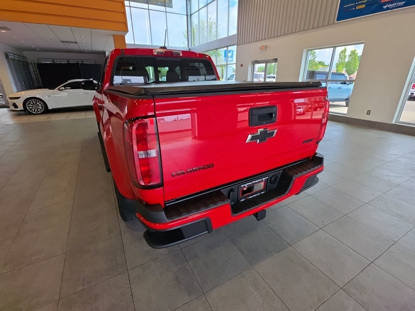 Used 2019 Chevrolet Colorado LT w/ Colorado RST Special Edition AWD/4WD image 12