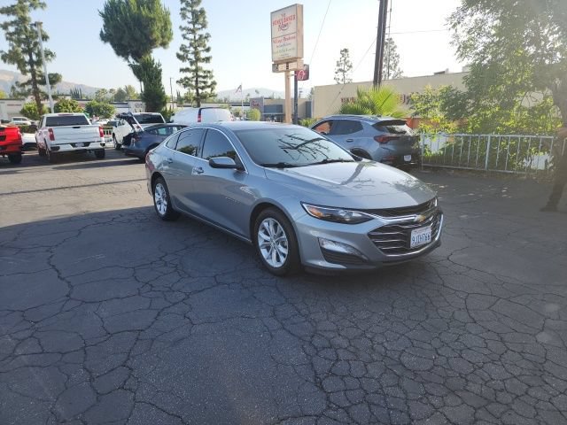 Used 2024 Chevrolet Malibu LT FWD image 2