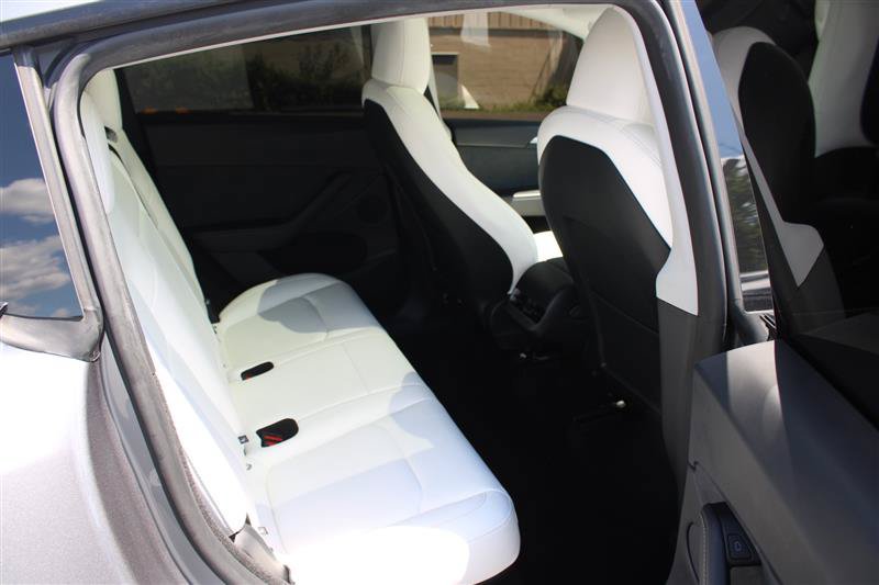 Used 2025 Tesla Model Y Performance AWD/4WD image 11