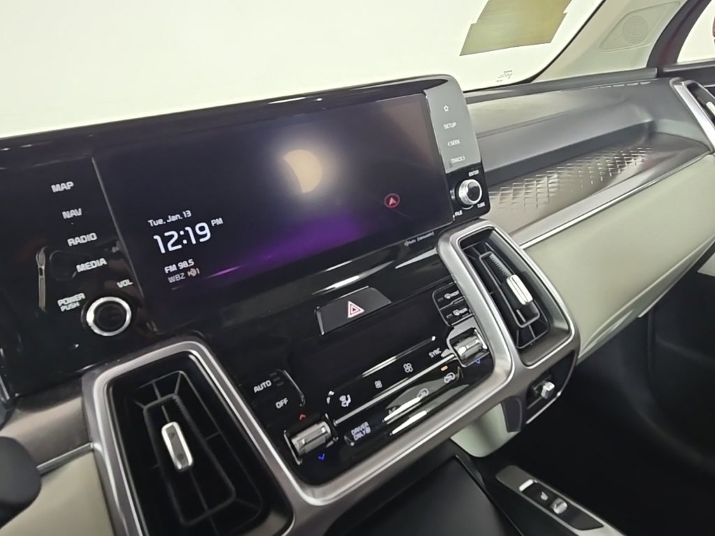 Used 2023 Kia Sorento EX image 24