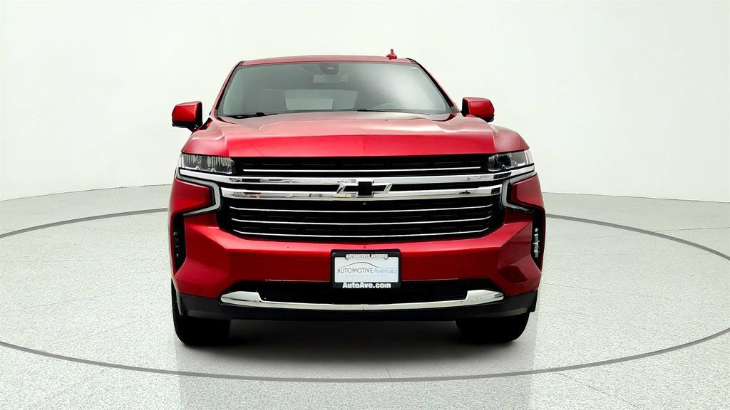 Used 2022 Chevrolet Tahoe LT w/ Luxury Package AWD/4WD image 2