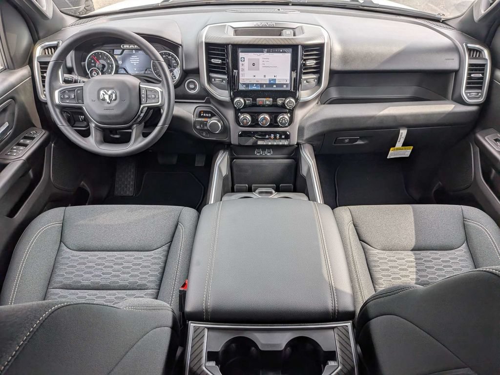 New 2026 RAM 1500 Express AWD/4WD image 19