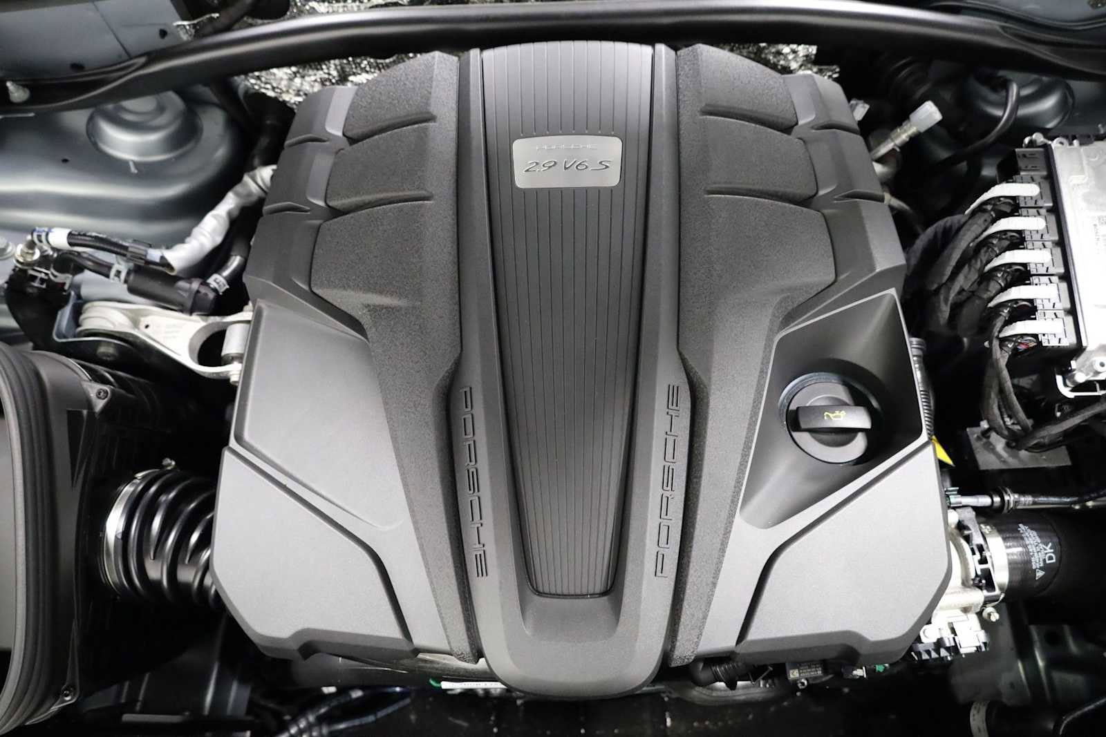 New 2026 Porsche Macan S image 42