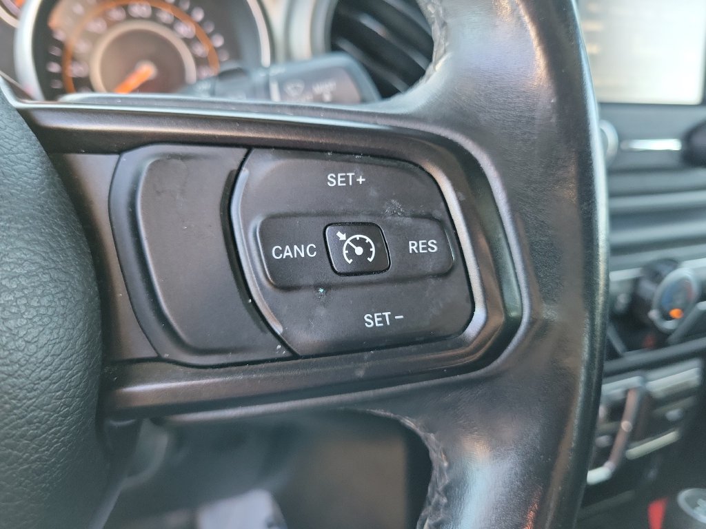 Used 2018 Jeep Wrangler Unlimited Sport S AWD/4WD image 26