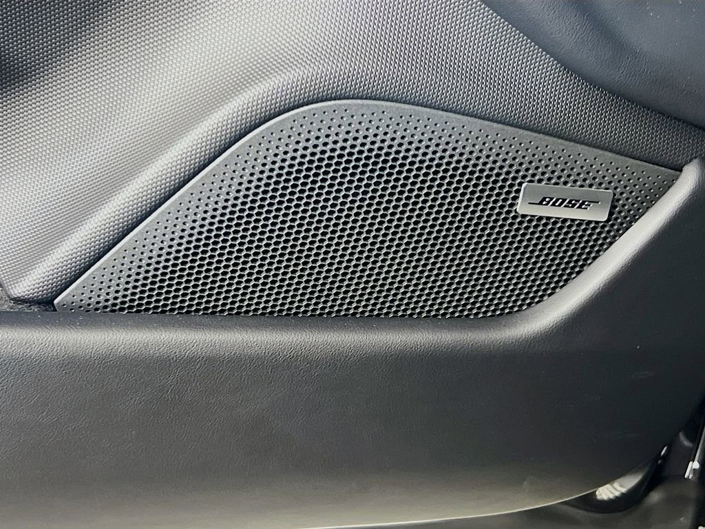 New 2026 Porsche Taycan image 21