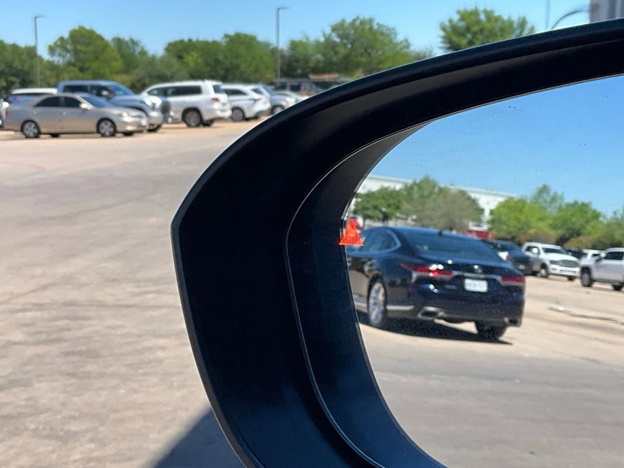 Used 2025 Nissan Rogue SV FWD image 20