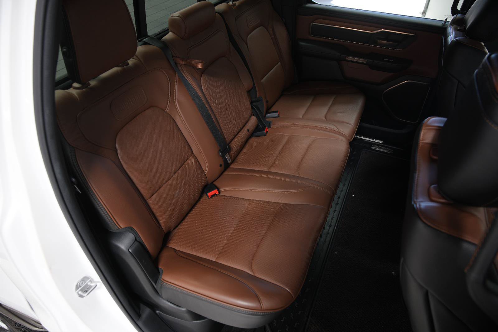 Used 2020 RAM 1500 Limited w/ Off Road Group AWD/4WD image 15