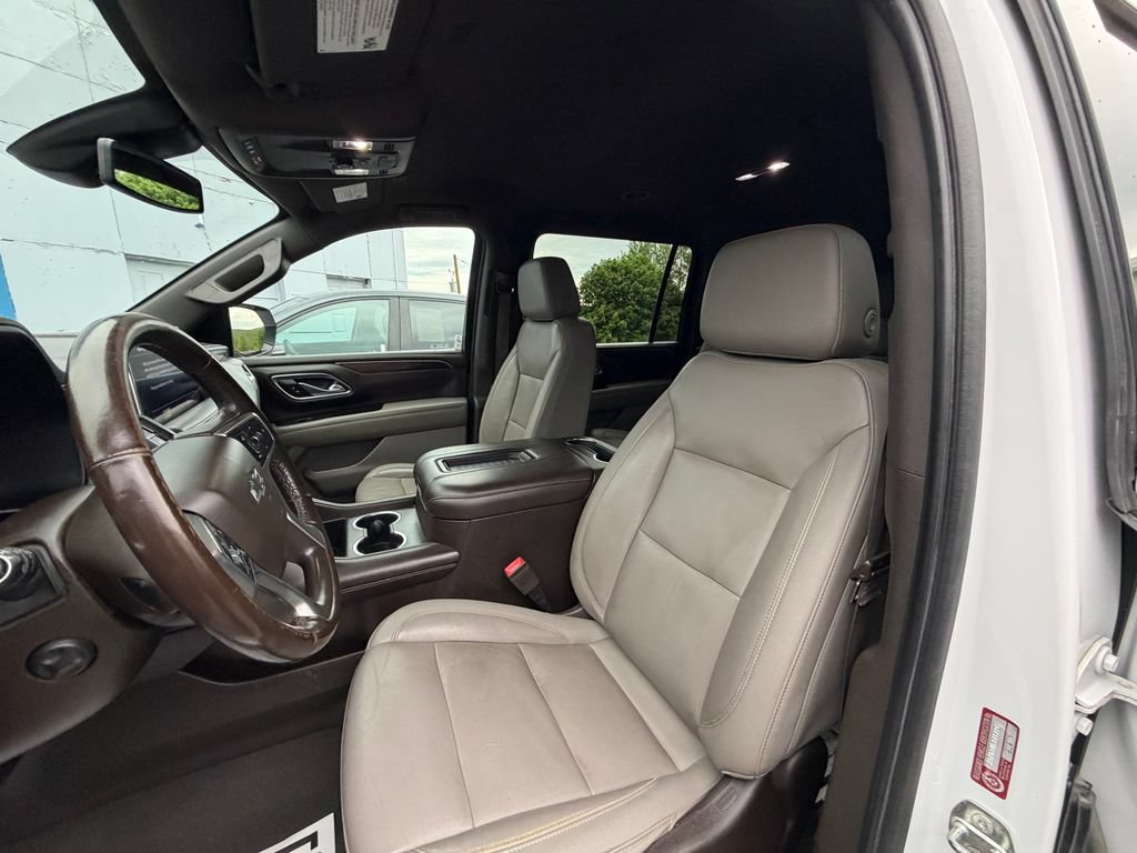 Used 2021 Chevrolet Suburban Z71 w/ Z71 Off-Road Package AWD/4WD image 9