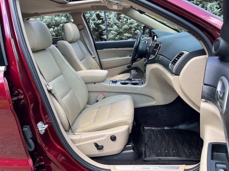 Used 2019 Jeep Grand Cherokee Limited image 37