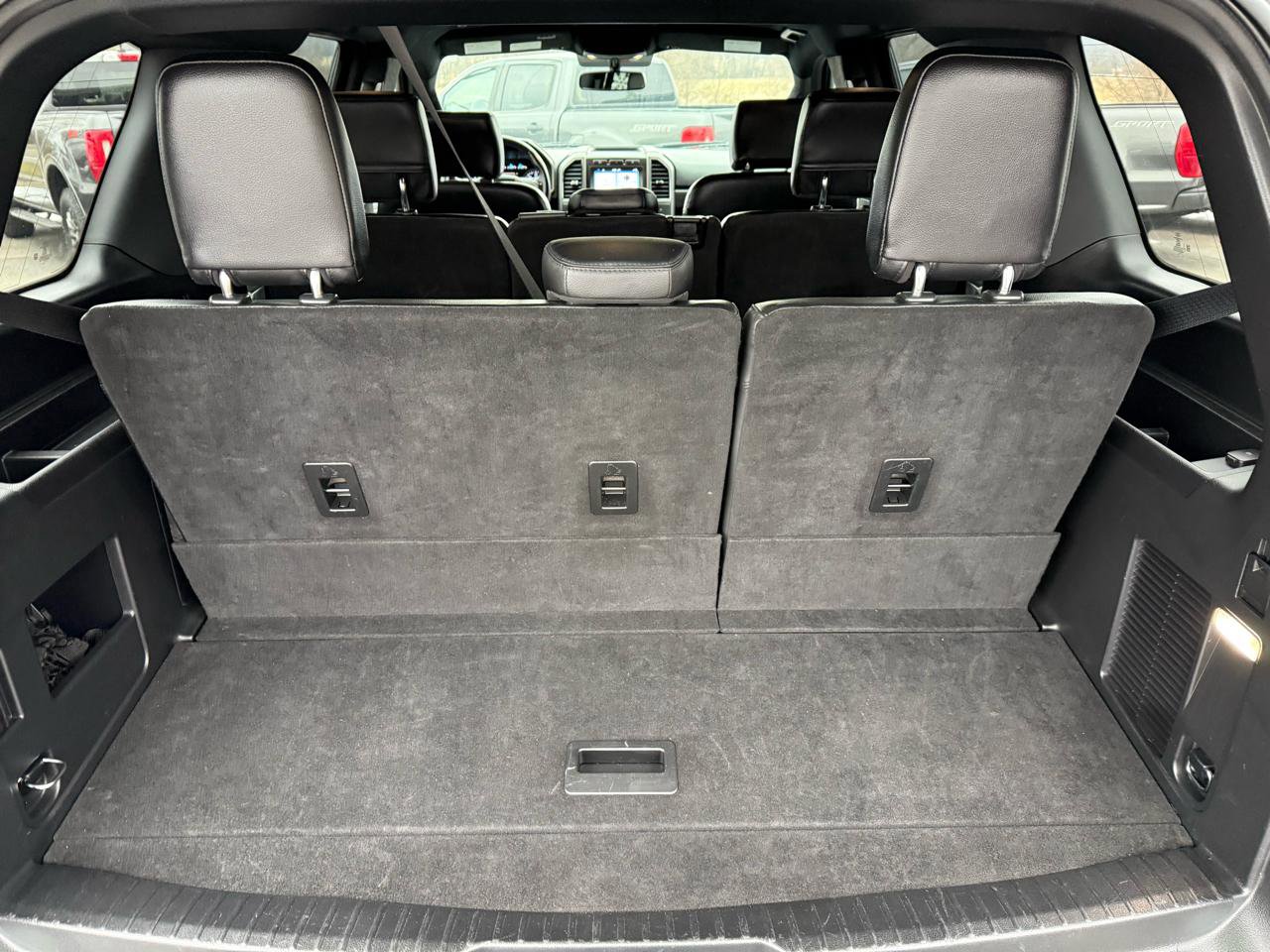 Used 2019 Ford Expedition XLT w/ Equipment Group 201A image 17