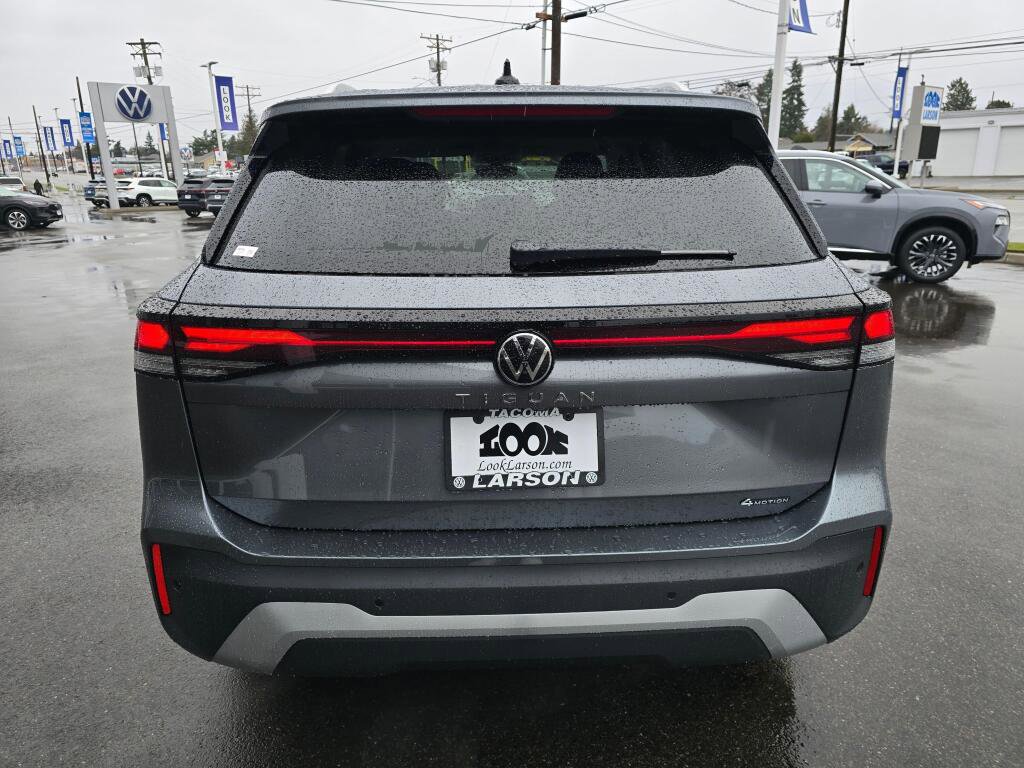 New 2026 Volkswagen Tiguan S AWD/4WD image 4