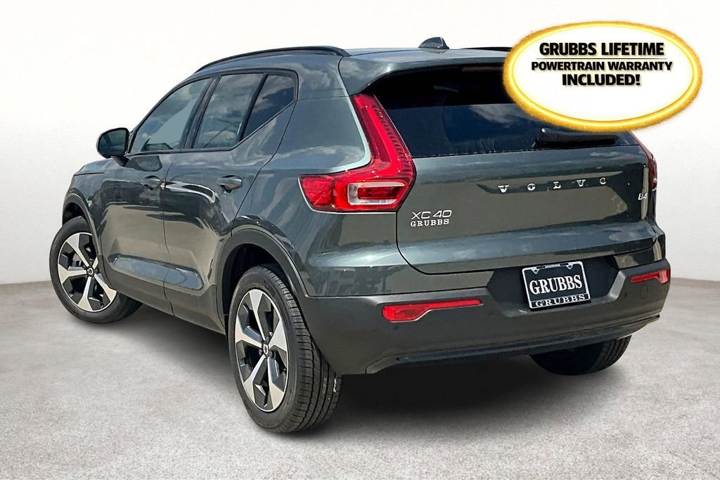 New 2026 Volvo XC40 B4 Core w/ Climate Package image 6
