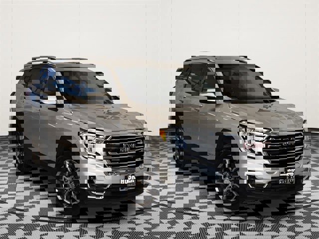 Used 2022 GMC Terrain SLT image 1