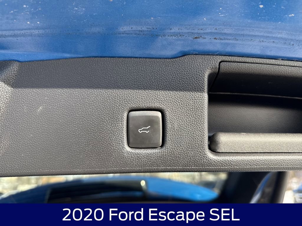 Used 2020 Ford Escape SEL image 17
