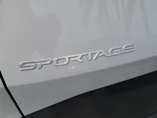 Used 2024 Kia Sportage X-Line w/ X-Line Premium Package AWD/4WD image 5