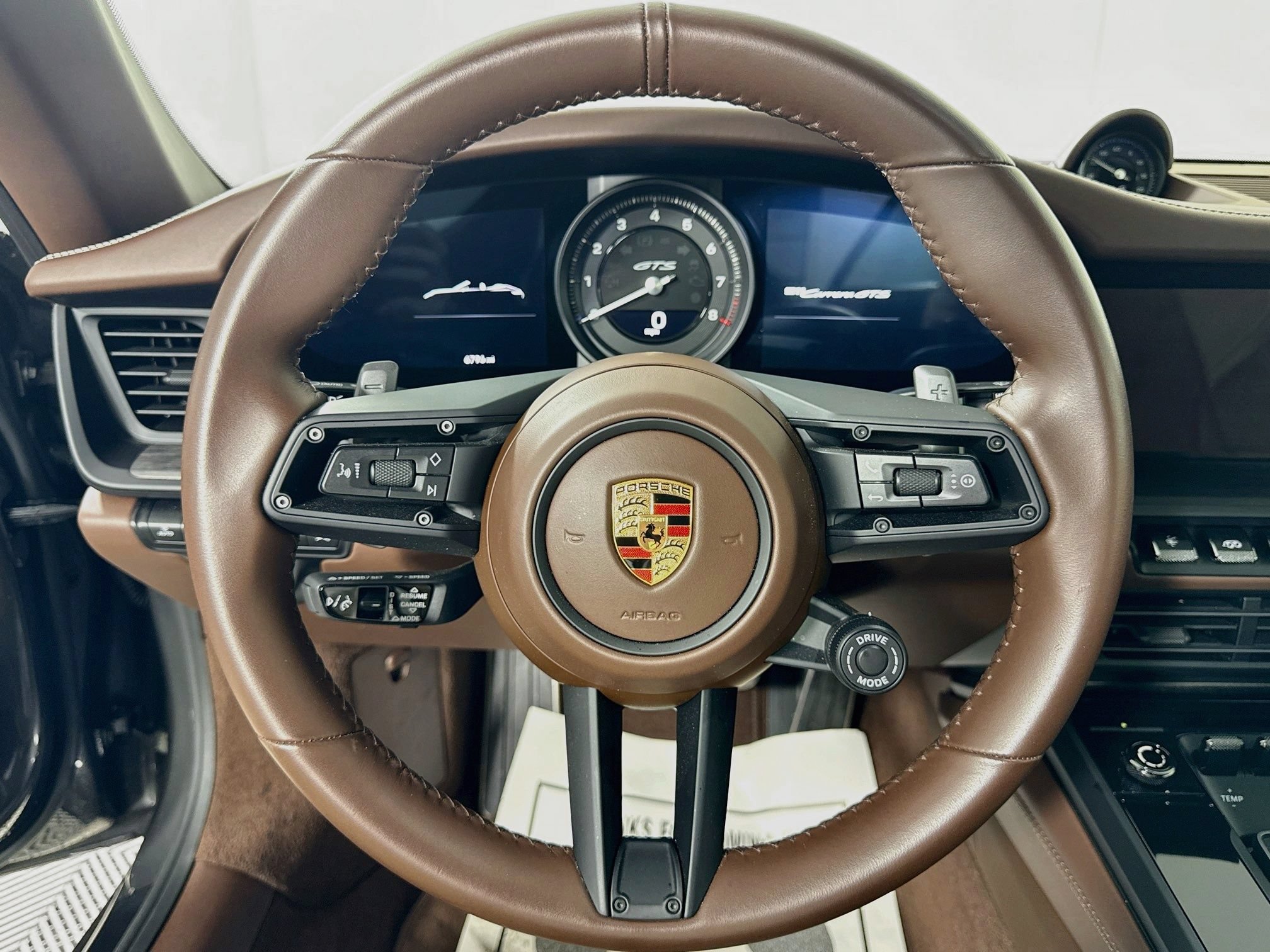 Certified 2024 Porsche 911 Carrera GTS RWD image 15