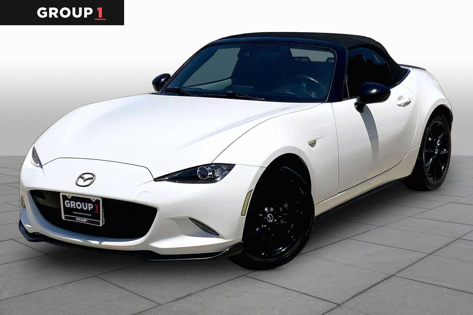 Used 2021 MAZDA MX-5 Miata Club RWD image 1