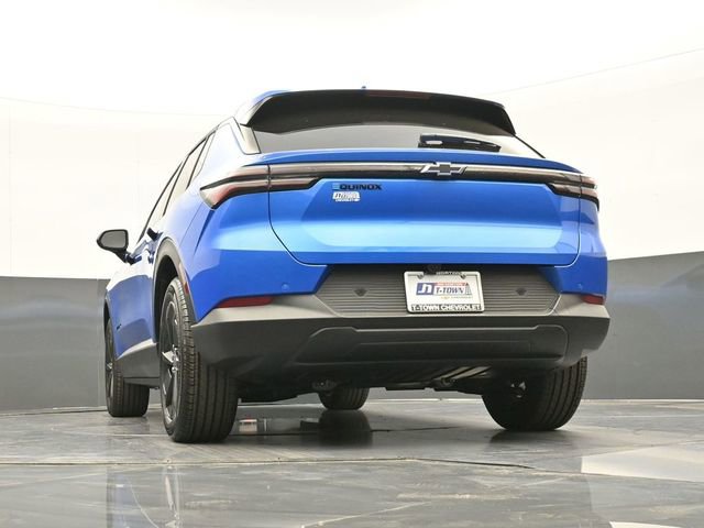 New 2026 Chevrolet Equinox EV LT w/ Midnight Package image 41