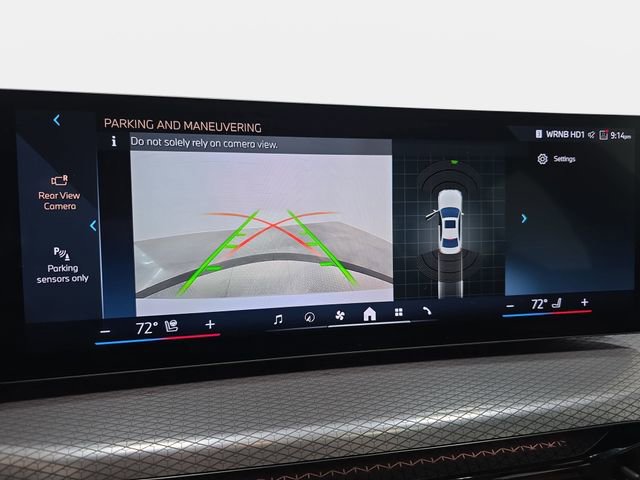 Certified 2025 BMW 330i xDrive Sedan w/ Convenience Package image 18