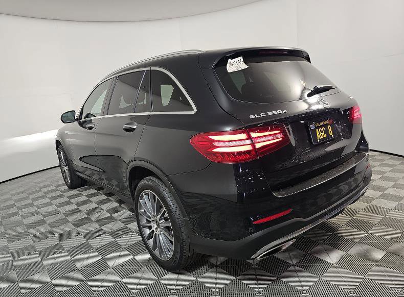 Used 2019 Mercedes-Benz GLC 350e 4MATIC image 5