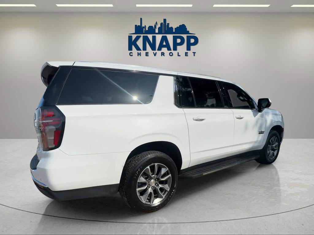 Used 2024 Chevrolet Suburban LT w/ LT Signature Package AWD/4WD image 7