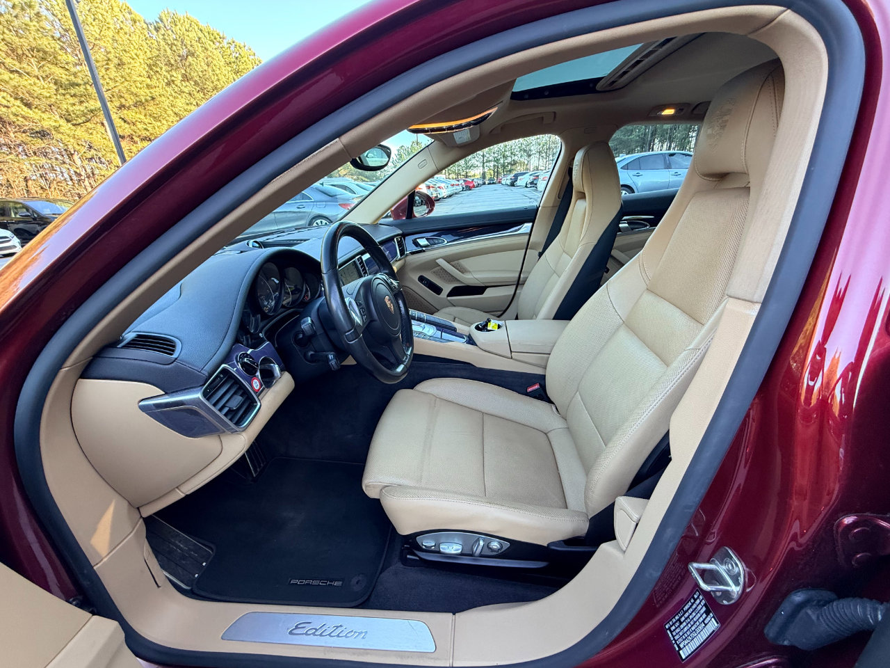 Used 2016 Porsche Panamera Edition image 9