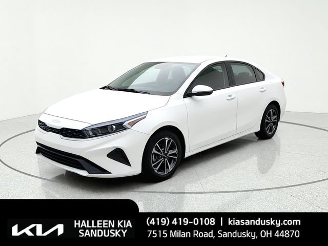 Certified 2023 Kia Forte LXS w/ LXS Technology Package FWD image 1