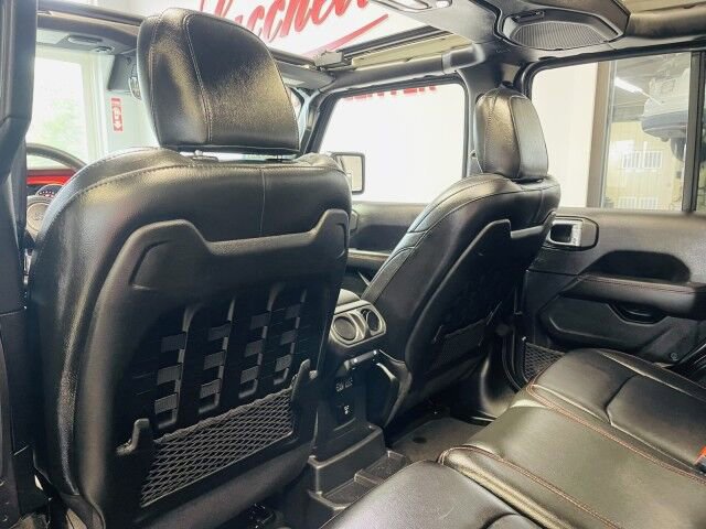 Used 2022 Jeep Wrangler Unlimited Rubicon w/ Steel Bumper Group AWD/4WD image 16
