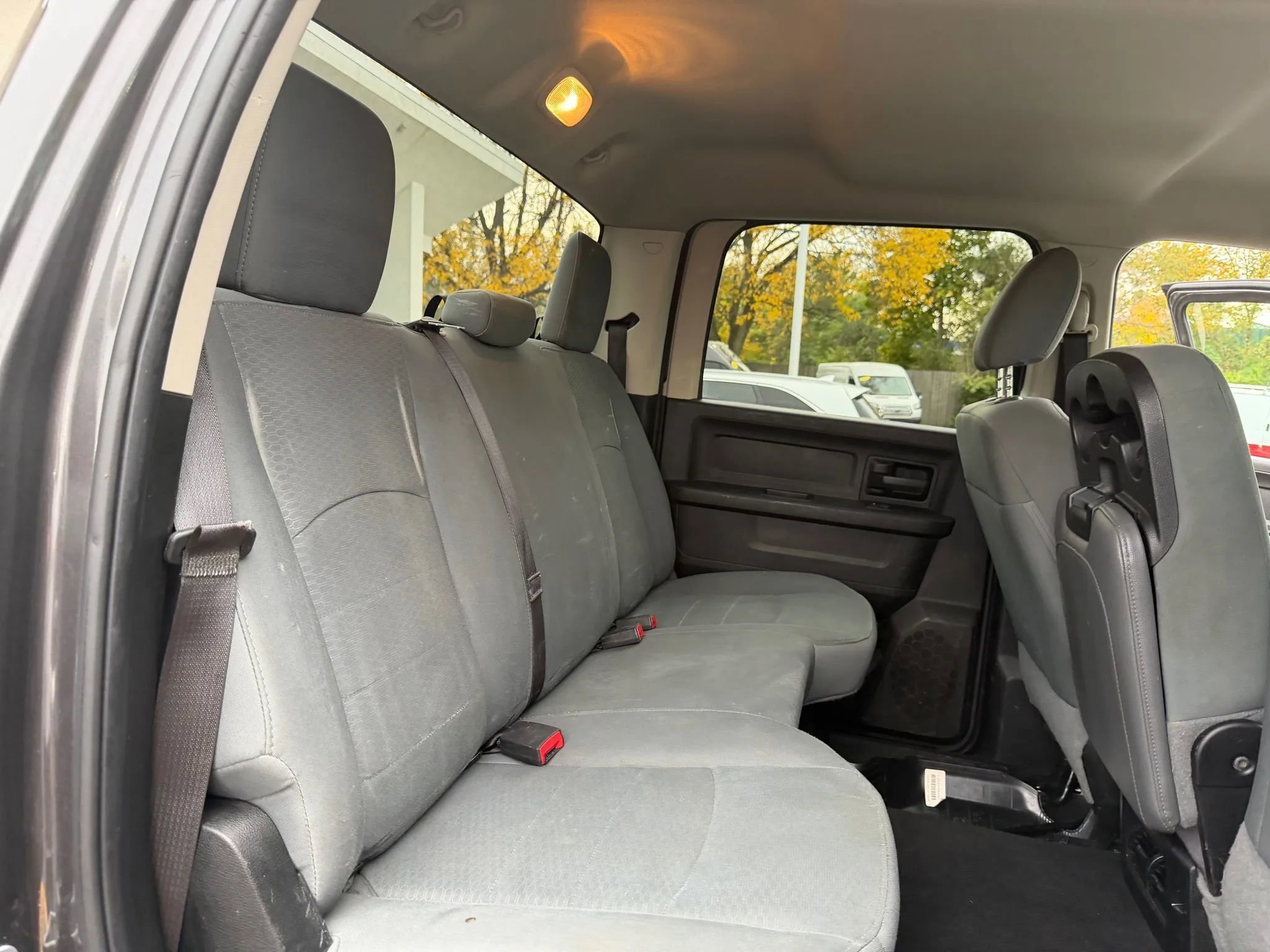 Used 2018 RAM 2500 Tradesman w/ Chrome Appearance Group image 26