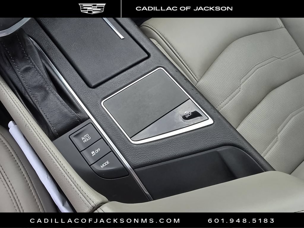 Used 2018 Cadillac CT6 Luxury w/ Active Chassis Package AWD/4WD image 17