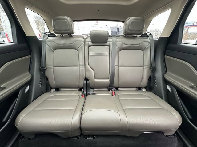 Used 2023 Lincoln Corsair AWD w/ Equipment Group 101A image 14