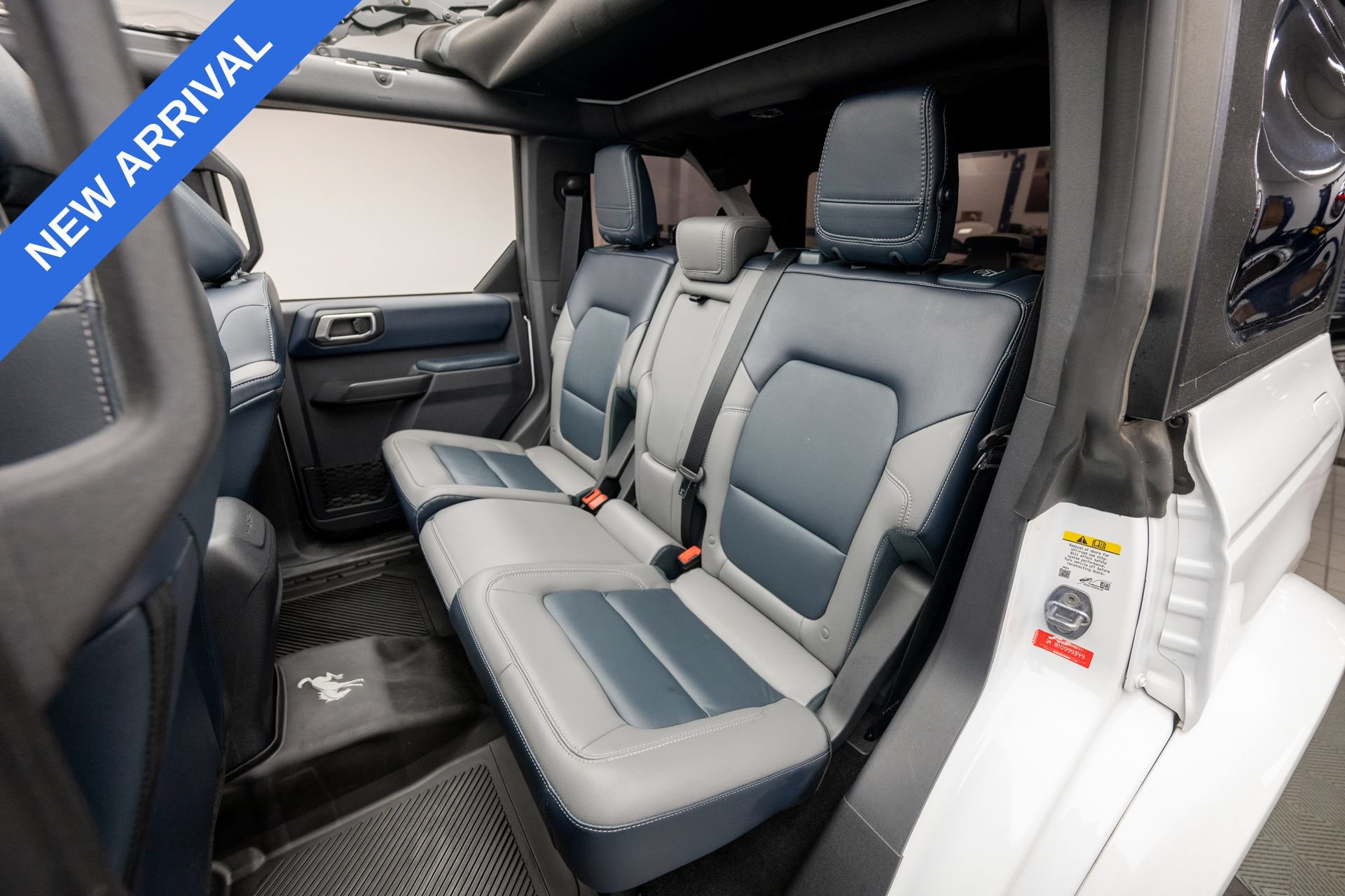 Used 2024 Ford Bronco Outer Banks AWD/4WD image 16