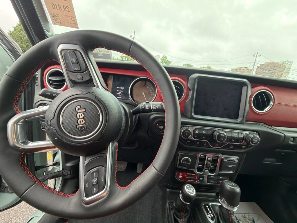 Used 2023 Jeep Wrangler Unlimited Rubicon 4xe AWD/4WD image 10
