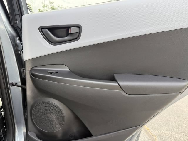 Used 2020 Hyundai Kona SEL Plus FWD image 28
