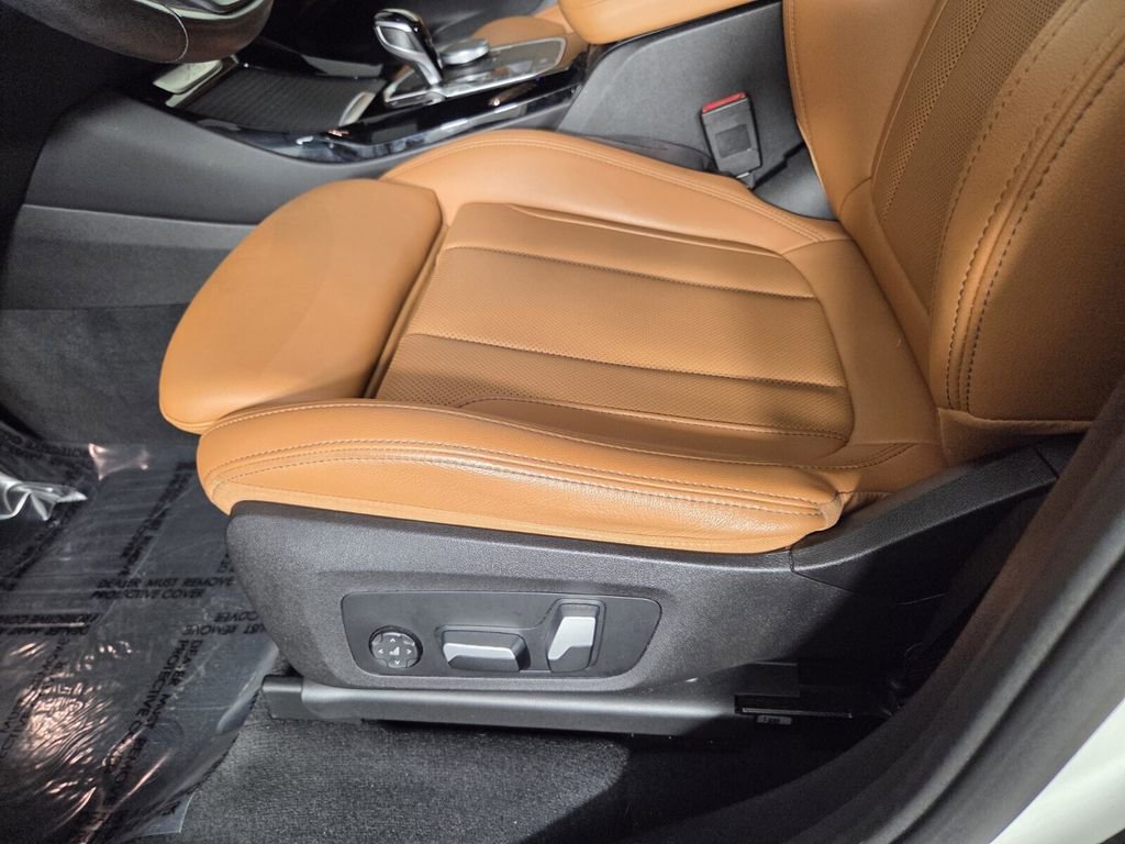 Used 2022 BMW X3 xDrive30i w/ Convenience Package image 13