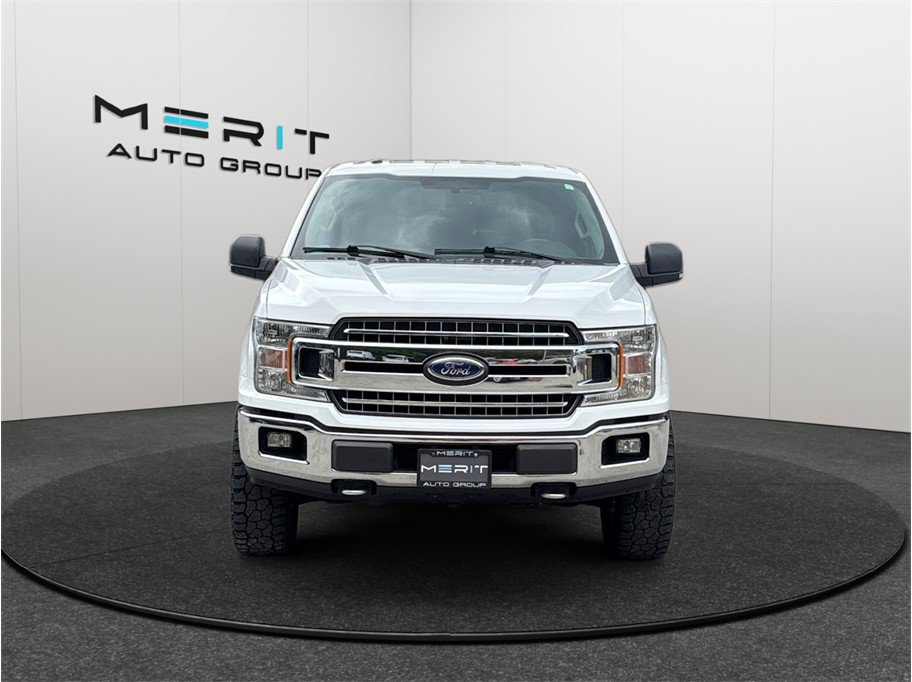 Used 2018 Ford F150 XLT w/ Equipment Group 302A Luxury AWD/4WD image 3