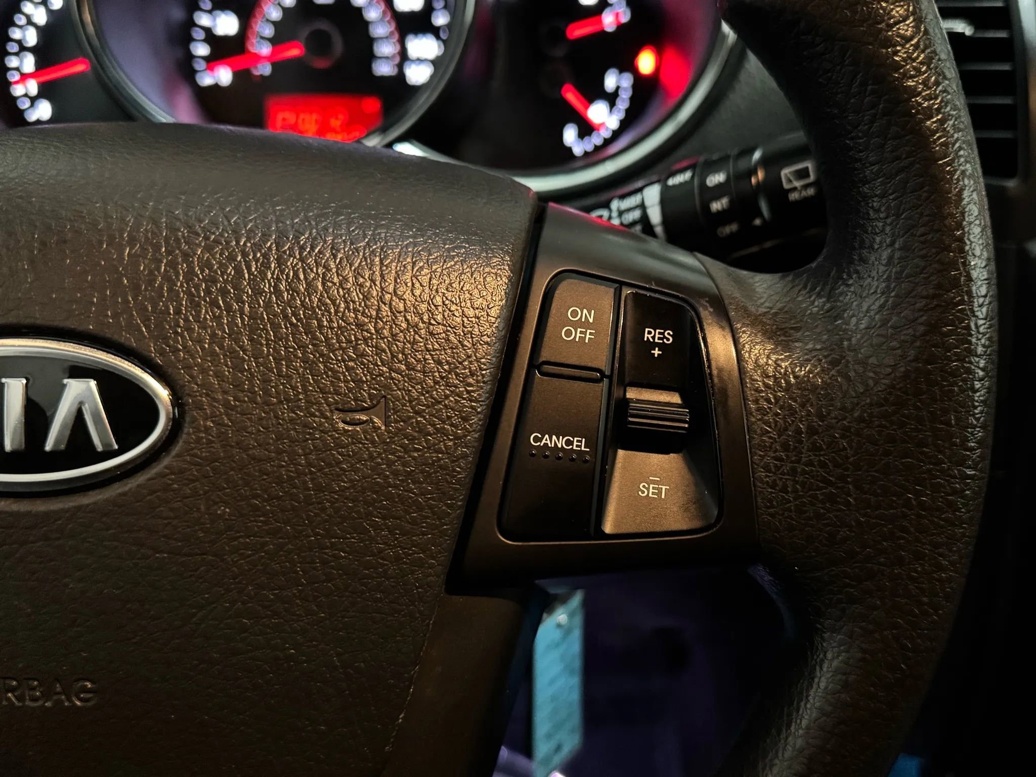 Used 2013 Kia Sorento LX w/ Convenience Pkg image 21