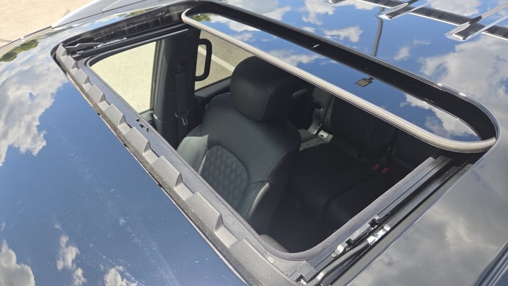 Used 2021 INFINITI QX80 Sensory w/ Cargo Package AWD/4WD image 20