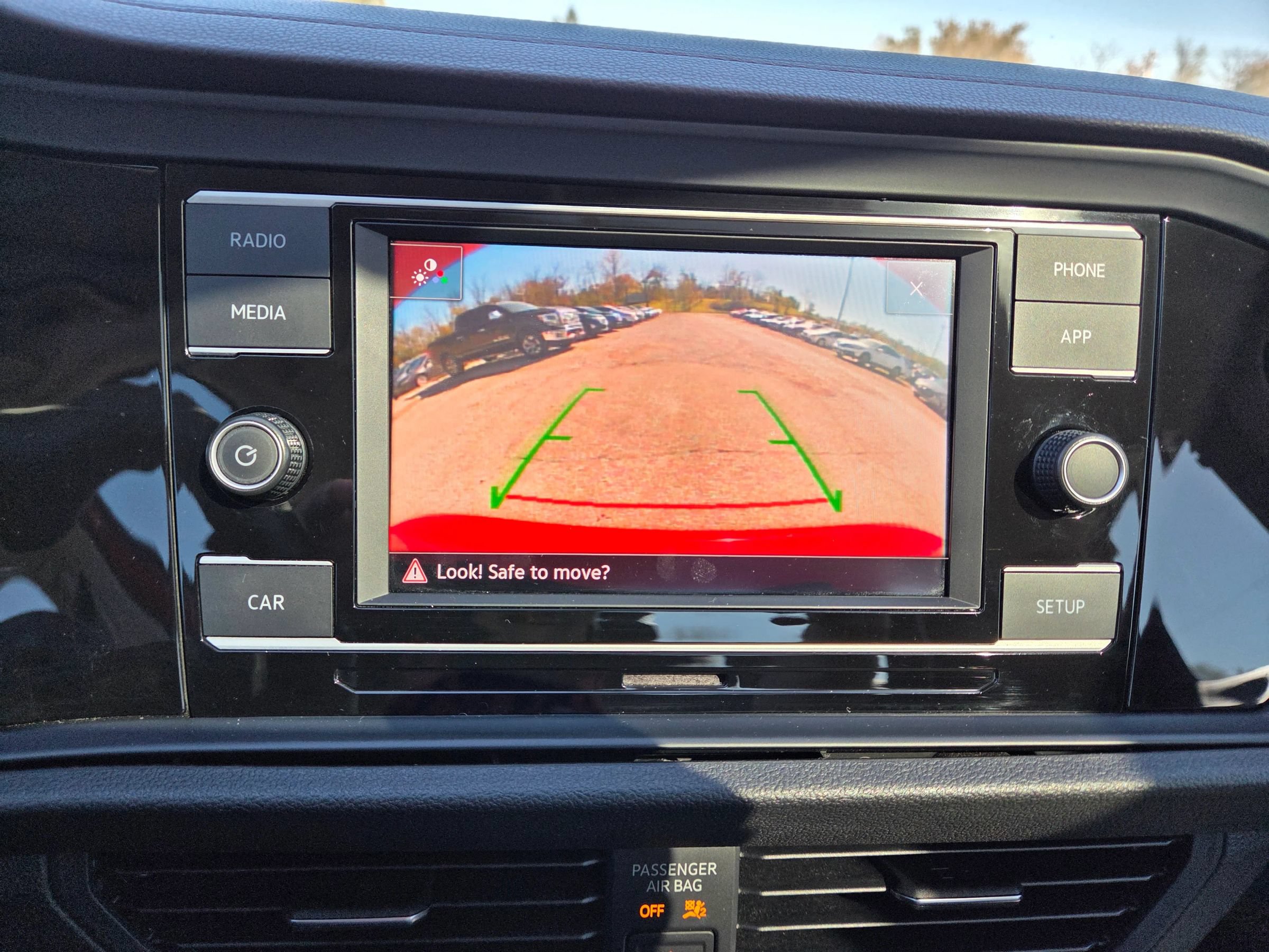 Used 2019 Volkswagen Jetta SE FWD image 27